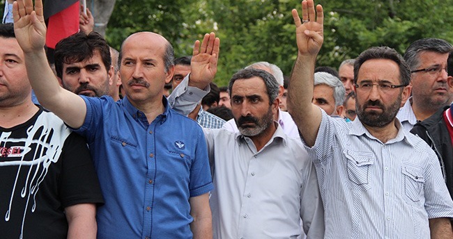 konyada-mursinin-idam-karari-protesto-edildi-3