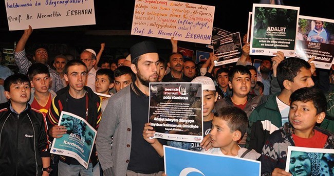 konyada-dogu-turkistanda-muslumanlara-yonelik-saldirilara-protesto-2