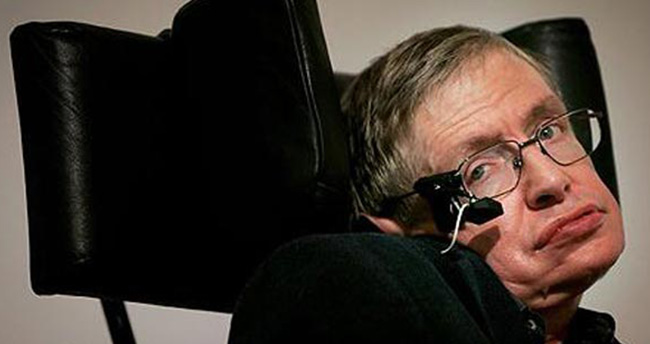 Stephen Hawking: Uzaylılar dünyanın sonunu getirebilir