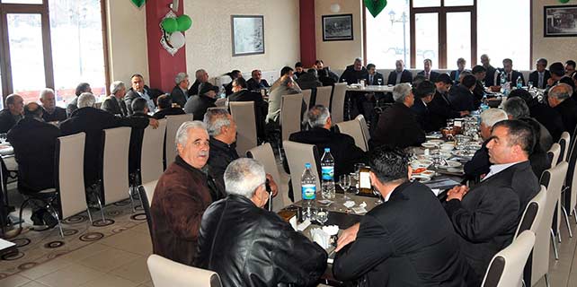Başkan Akkaya muhtarlarla buluştu