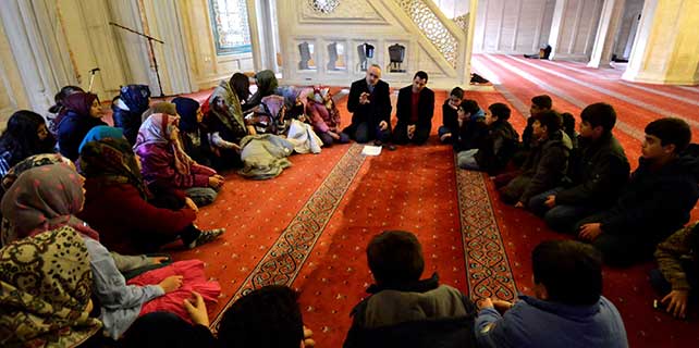 Bilgi merkezi öğrencilerine ‘doğruluk’ konferansı