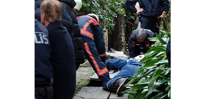 Köşkün bahçesindeki kuyuya düşen kadın kurtarıldı