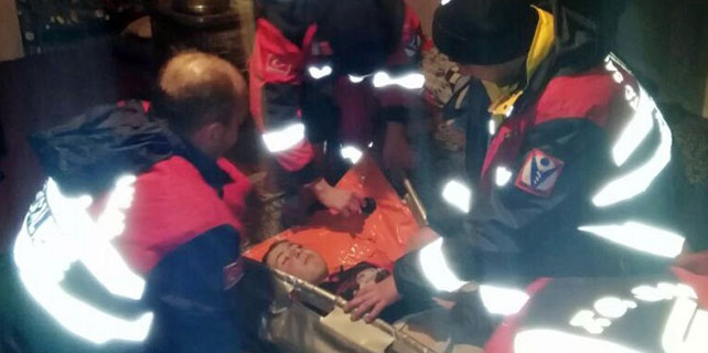 4 kilometrelik karlı yolu yürüdüler