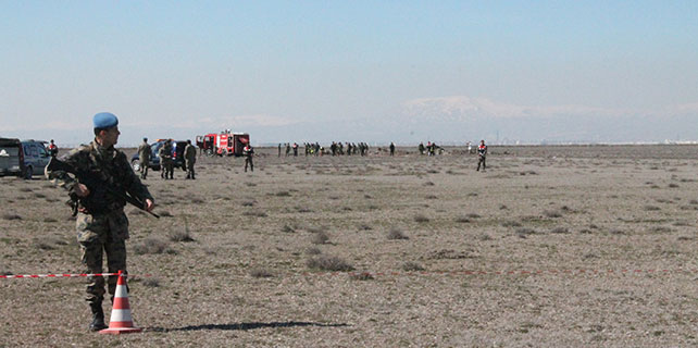 Konya’da askeri uçak düştü: 2 pilot şehit – Foto Galeri