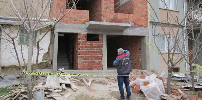 Afyonkarahisar’da inşaattan düşen işçi öldü