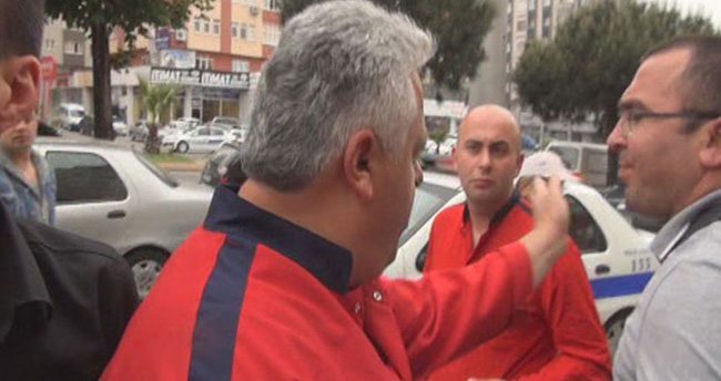700 liralık motosikletle 2 bin lira ceza yedi, gazetecilere saldırdı
