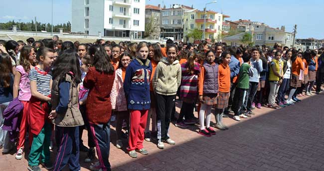 8 Haziran Pazartesi günü okullar tatil edildi