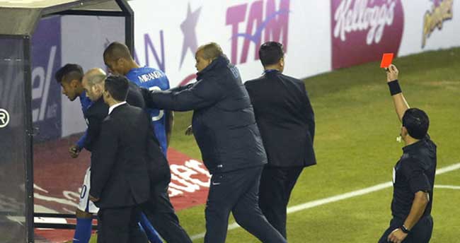Neymar isyan etti!