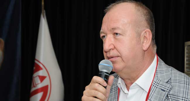 Eto bitti, Ronaldinho düşünüyor