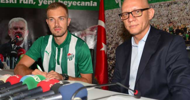 Mert Günok imzayı attı