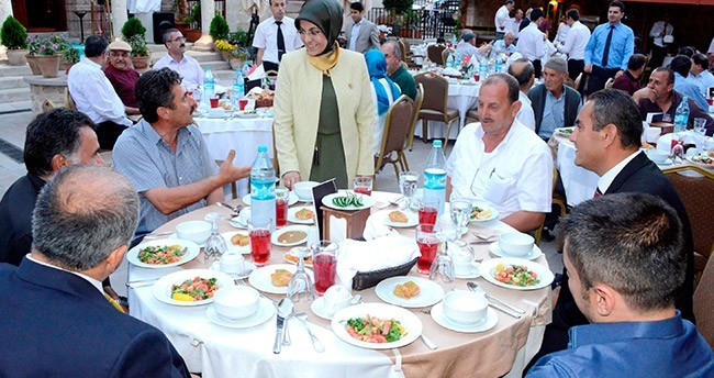 Meram muhtarları iftarda buluştu
