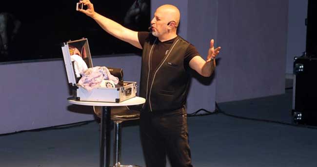 Yavuz Seçkin gülmekten kırdı geçirdi