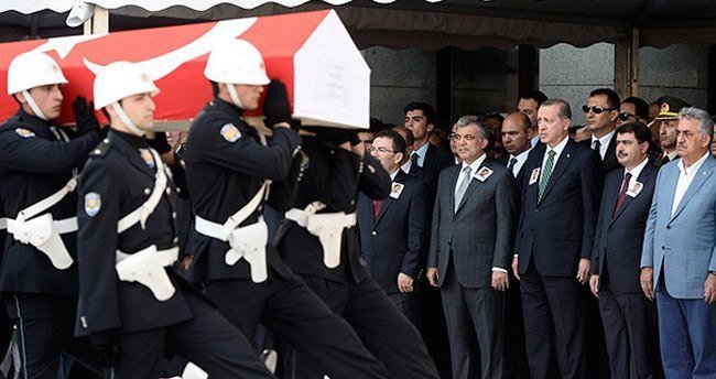 Konyalı Şehit Polis Müdürü Çeken son yolculuğuna uğurlanıyor