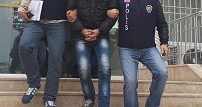 Kendisini asker olarak tanıtıp şehit ailesinin evinde kaldı