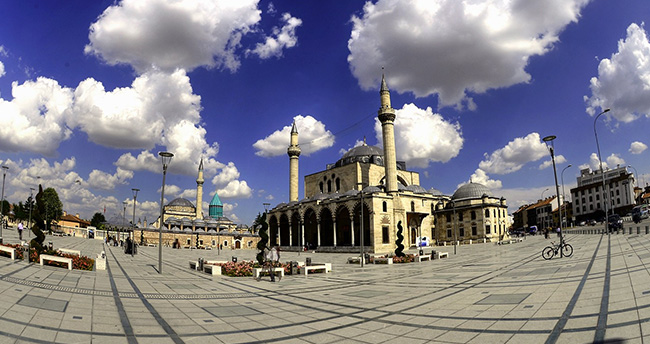 Meydanlar şehri “Konya”