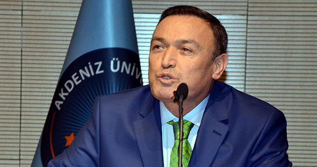Akdeniz Üniversitesi Rektörü Kurtcephe görevinden uzaklaştırıldı