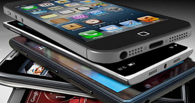 2015 yılının en eşsiz 5 akıllı telefonu!