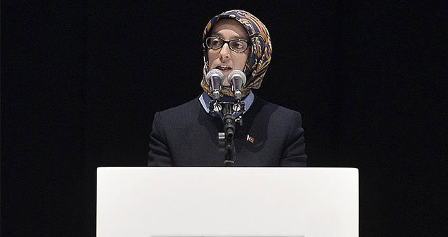 AK Parti Kadın Kolları Başkanlığına Lütfiye Selva Çam seçildi