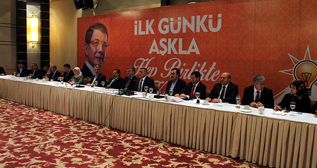 AK Parti Konya Teşkilatı ve Milletvekilleri Basınla Bir Araya Geldi