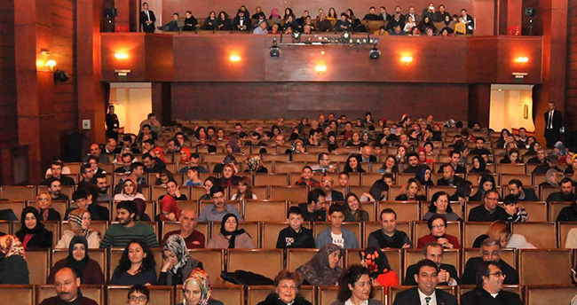 Konyalı makine mühendisleri tiyatroda buluştu