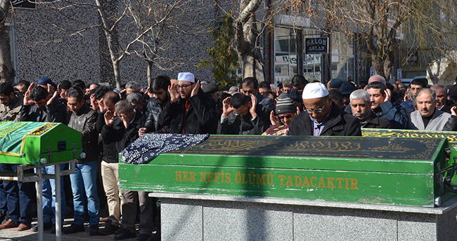 Boğularak öldürülen yaşlı kadın toprağa verildi