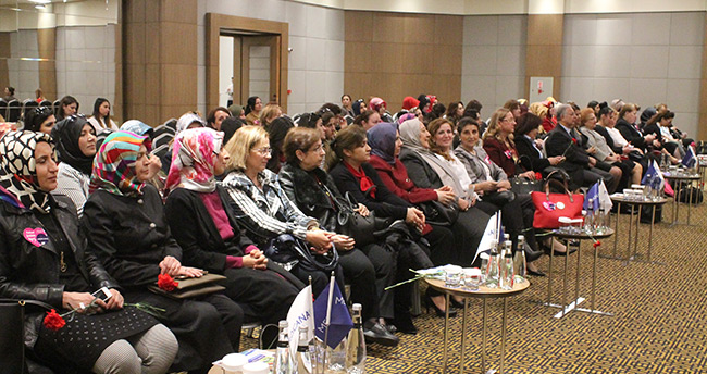 Medicana Konya Hastanesi Dünya Kadınlar Günü’nü Kutladı