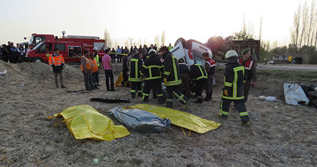 Konya’da katliam gibi kaza: 4 ölü