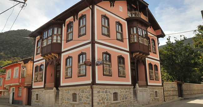 Takkasızlar Konağı hizmete başladı