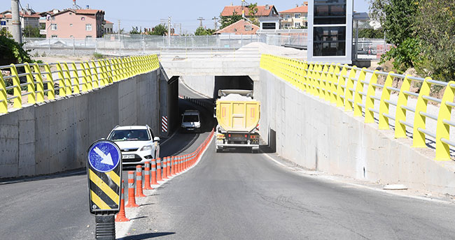 Konya-Karaman YHT hattında iki alt geçit trafiğe açıldı