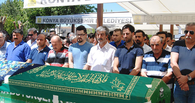 Konya basınının Ayşe ablası defnedildi