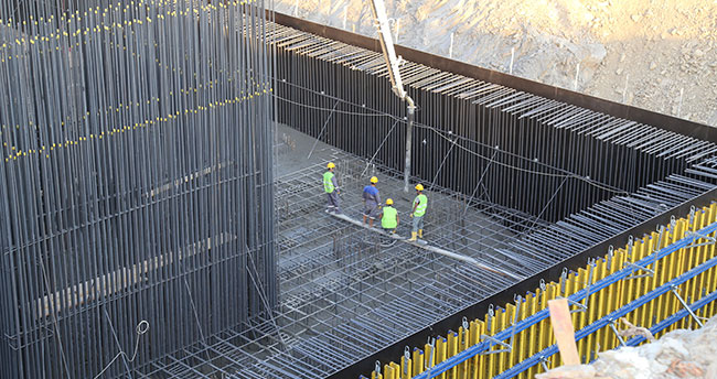 Eğiste Viyadüğü’nde ilk beton döküldü