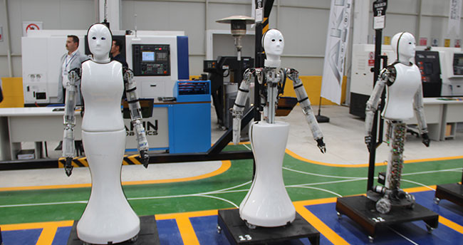 Konya’da milli insansı robot fabrikası açıldı