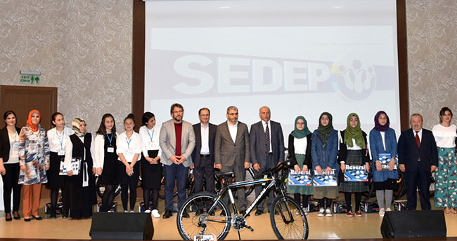 Kaybedeni olmayan yarışmada final coşkusu