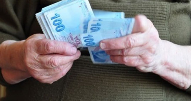 Emekliye 1000TL ikramiyenin ne zaman ödeneceği belli oldu