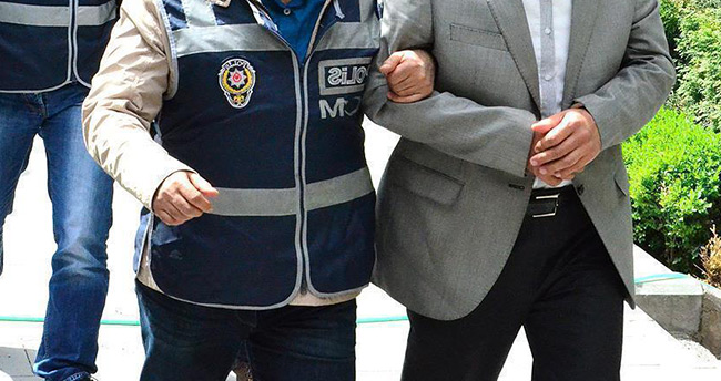 Eşcinsel FETÖ imamı AIDS testi yaptırmak isterken yakalandı