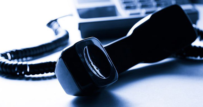 Sabit telefon can çekişiyor