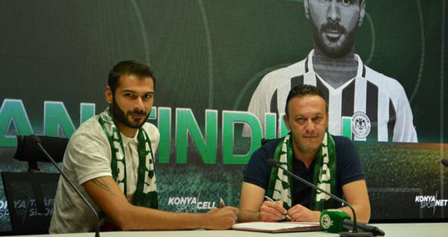 Atiker Konyaspor 3 futbolcuyla sözleşme yeniledi