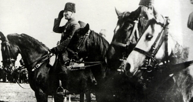Atatürk ve Büyük Taarruz’un bilinmeyen fotoğrafları