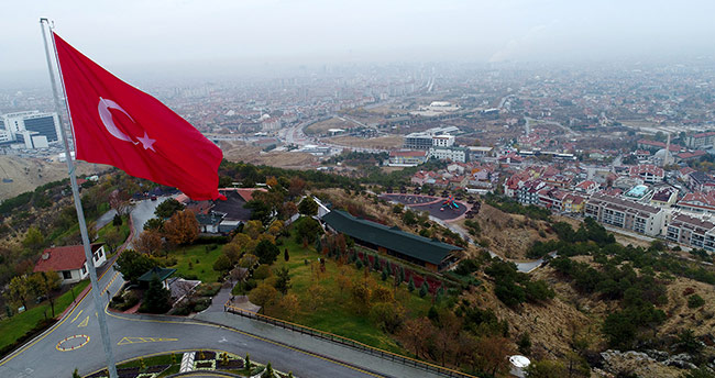 Konya’ya dev Türk Bayrağı!