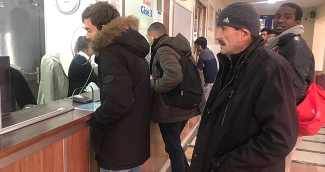 Konya’dan Ankara’ya gidecek vatandaşlar yola çıkamadı