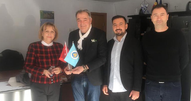 Heyet mutlu döndü