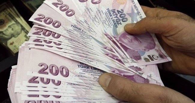 Evde yakınına bakana bin 305 TL