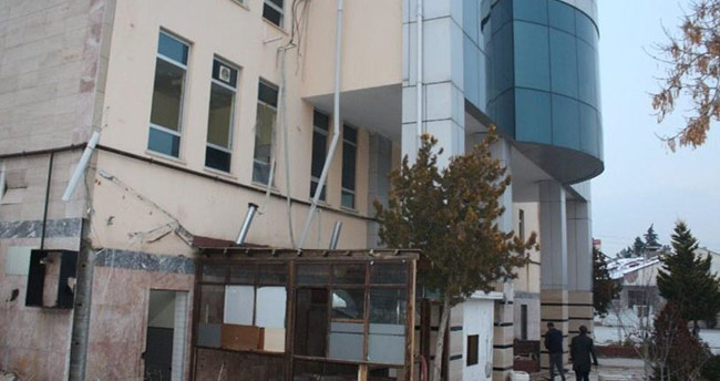 Konevi Kültür Merkezi’ne belediyeden cevap geldi