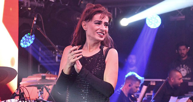 Konya’da Yıldız Tilbe rüzgarı esti!