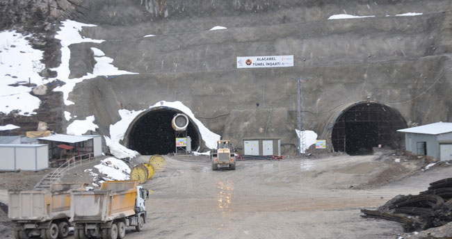 Alacabel tünelinde çalışmalar sürüyor