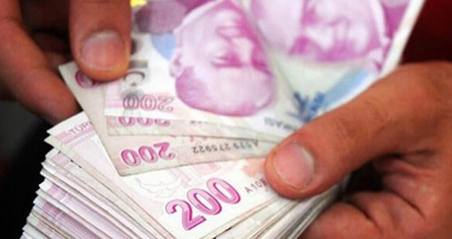 Yurt dışından 22 euroluk vergi muafiyeti kaldırıldı