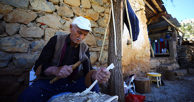 Yusuf dedenin “şimşir kaşık ve baston” merakı