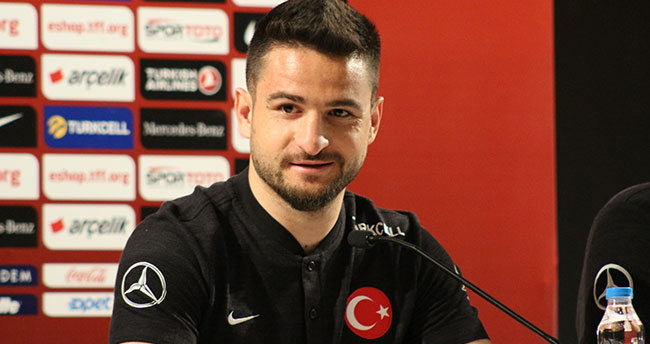 Milli Takım oyuncusu Şahiner: “Umut ve ışık veren bir takım var”