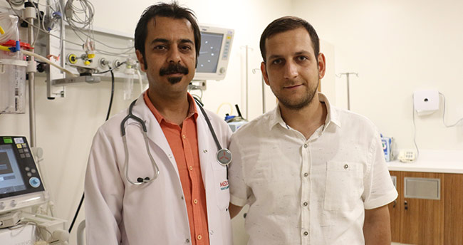 Üzerine düşen mermer hayatını kurtardı
