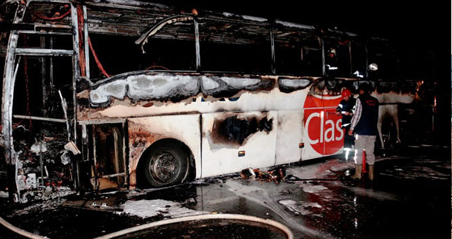Aksaray- Konya kara yolunda yolcu otobüsü yandı